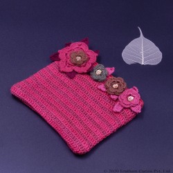 Crochet Cotton Flower Mini Wallet Crochet Cotton Flower Mini Wallet
