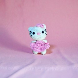 Crochet Pinky Kitty Wool Plush Toy